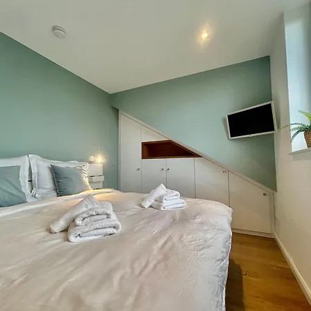 In Fußläufiger Nähe Zu Airport-messe Apartment *