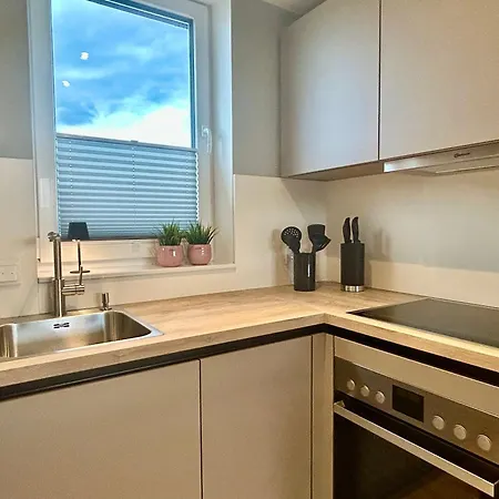 In Fußläufiger Nähe Zu Airport-messe Apartment Düsseldorf