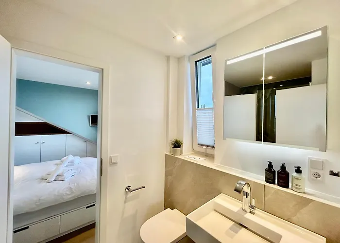 In Fusslaeufiger Naehe Zu Airport-messe 2 Apartment Dusseldorf